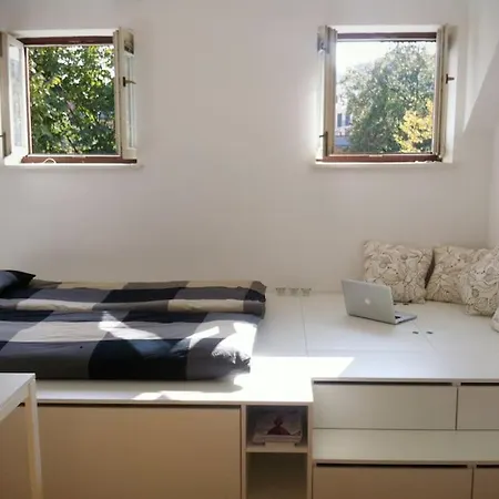 Apartment The Cute, Sunny In The Center +p